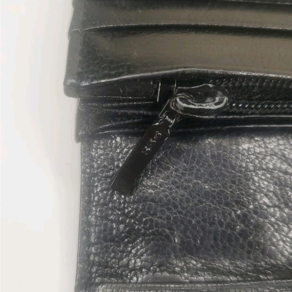 ANNA SUI Rose Cluth Wallet Genuine Cowhide Leather Rhinestone Bill Fold Japan - Picture 9 of 14